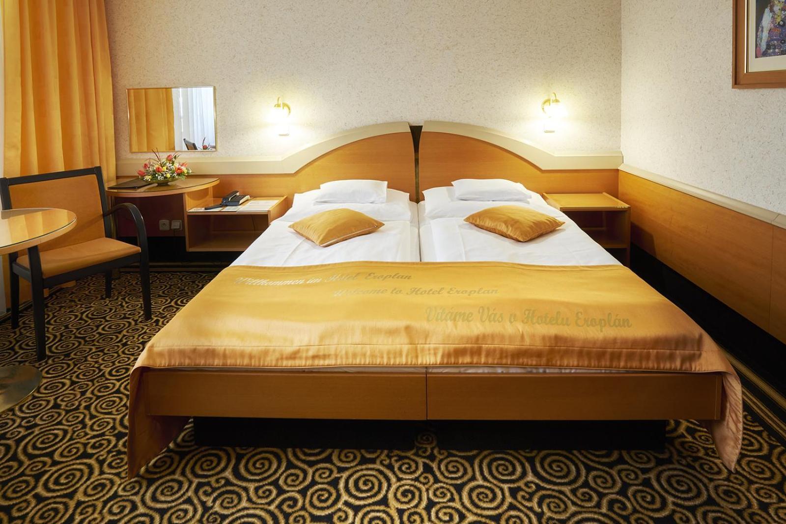Hotel Eroplan Rožnov pod Radhoštěm Eksteriør billede