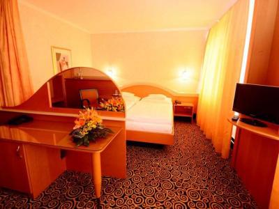 Hotel Eroplan Rožnov pod Radhoštěm Eksteriør billede
